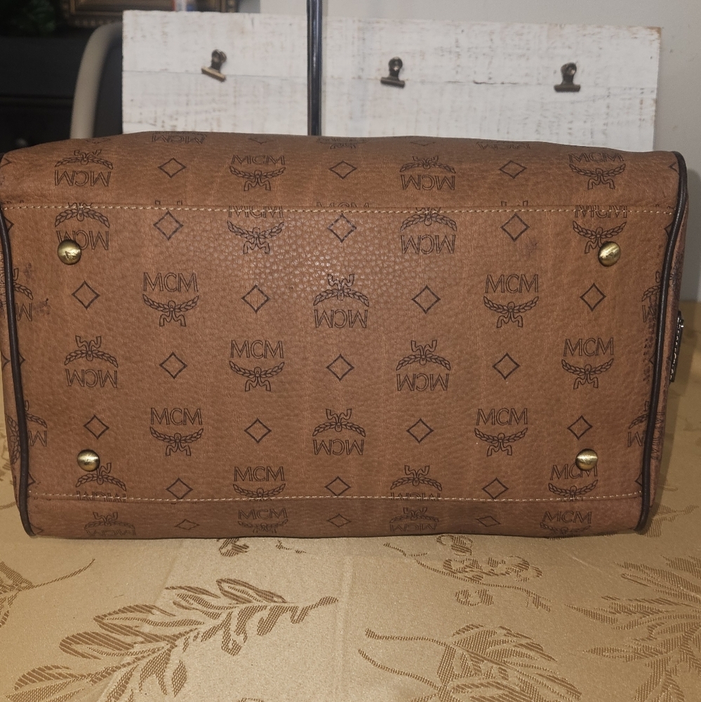 MCM Visetos Boston Bag 30 Dark Brown - Picture 7 of 9